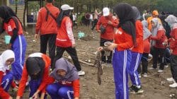 Pemkab Kendal bersih-bersih Pantai Indah Kemangi