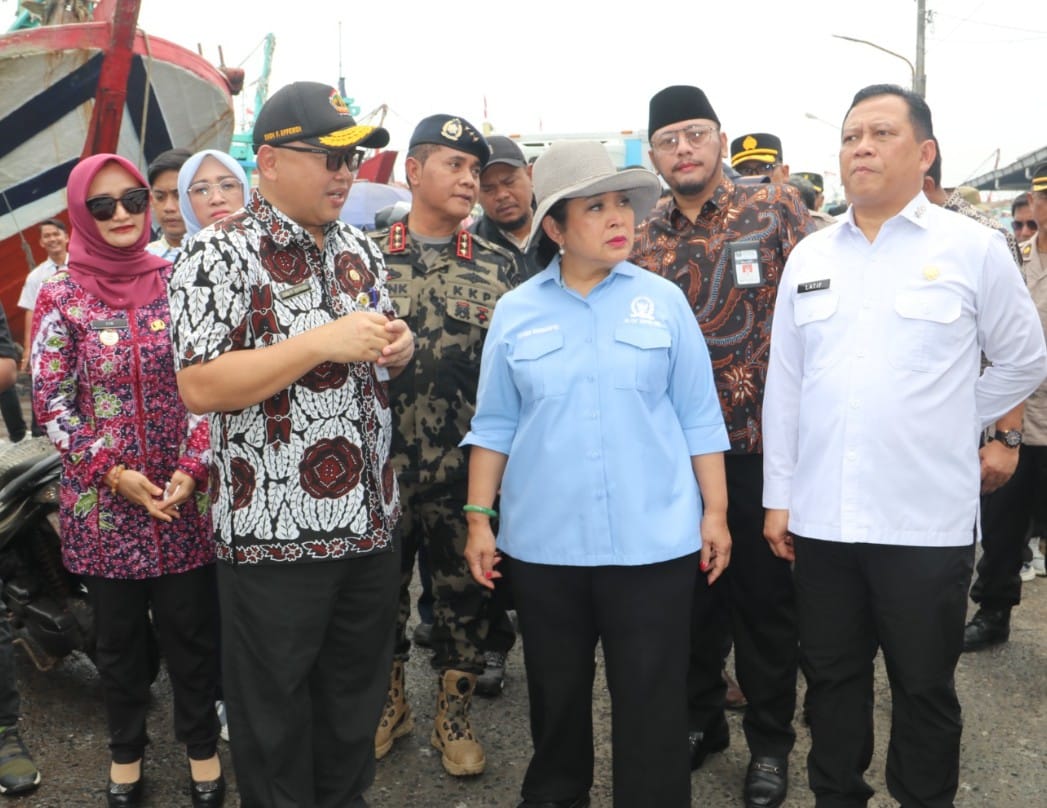 kebersihan Pelabuhan Tegalsari Tegal saat kunjungan DPR