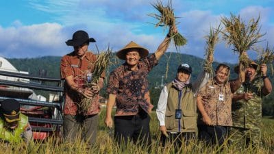Panen Raya Padi Jateng dipimpin Gubernur Ahmad Luthfi di Kabupaten Semarang