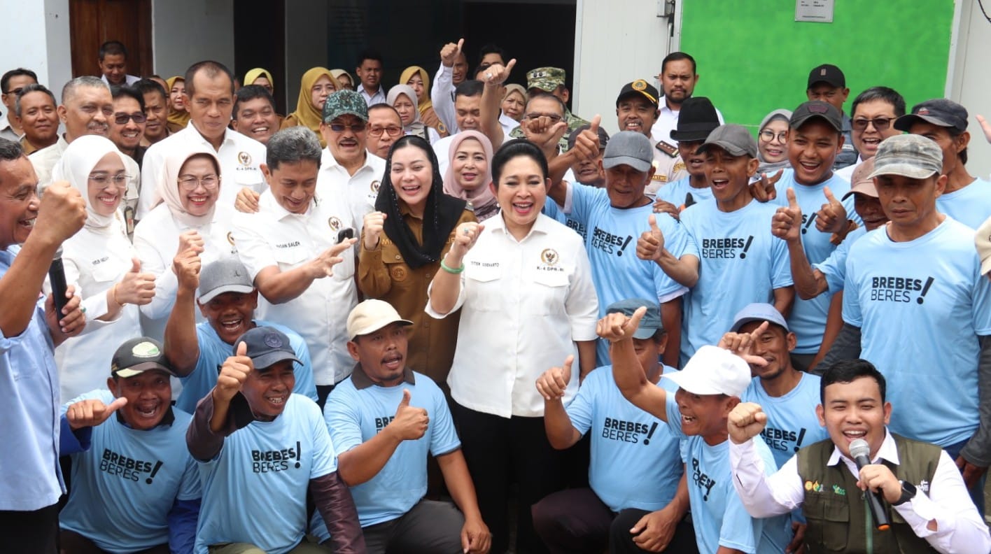 kunjungan Titiek Soeharto di sentra bawang merah Brebes