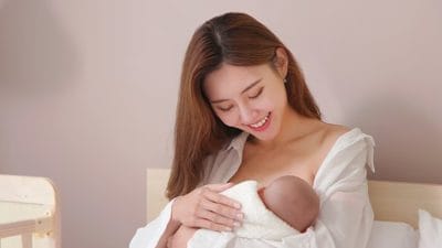 Ibu Menyusui Saat Puasa Ramadan, Ini Cara Aman agar Produksi ASI Tetap Lancar