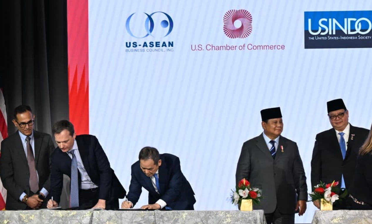 Presiden Prabowo Subianto menyaksikan penandatanganan 11 MoU Indonesia AS senilai 38,4 miliar dolar di Washington DC