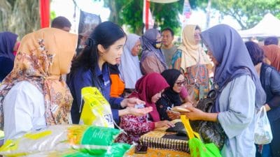 Pasar Murah Kota Magelang Lebaran: Harga Terjangkau, Warga Padati Alun-alun Sejak Pagi