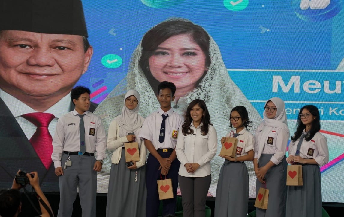 Menkomdigi Meutya Hafid menjelaskan alasan penundaan akses media sosial bagi anak di bawah 16 tahun