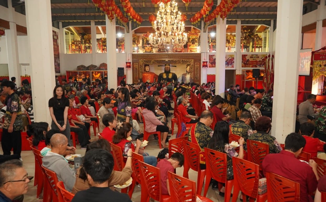 Suasana Cap Go Meh di Klenteng Hok Tek Bio Salatiga