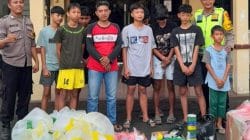 Petasan Syawalan Pekalongan warga serahkan mercon dan balon udara ke polisi di Kota Pekalongan Jawa Tengah