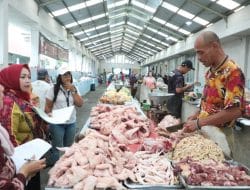 Sidak Pasar Salatiga Jelang Lebaran, Pemprov Jateng Pastikan Harga dan Pangan Aman