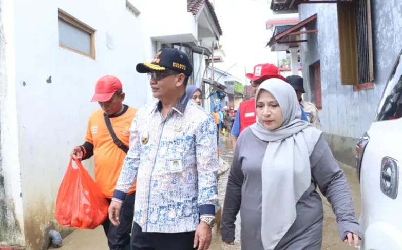 Wabup Brebes tinjau banjir Ketanggungan bersama jajaran OPD memantau kondisi warga terdampak di Kabupaten Brebes Jawa Tengah
