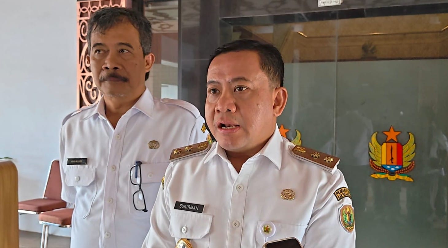Wakil Bupati Pekalongan Sukirman memastikan pelayanan publik Jawa Tengah di wilayahnya tetap normal pasca dinamika hukum di Setda Pekalongan.